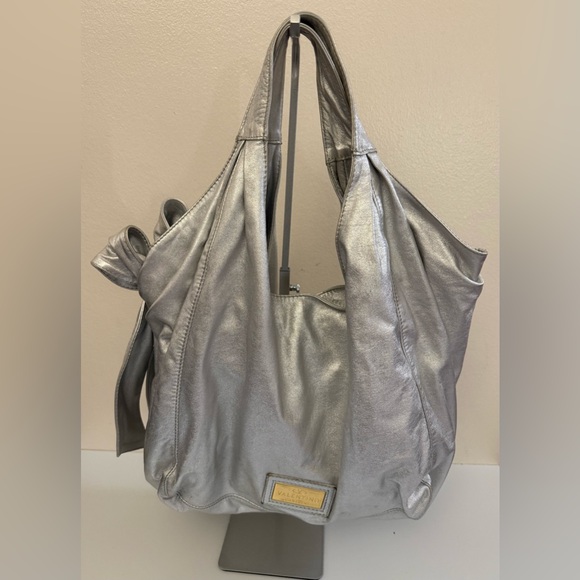 VALENTINO METALLIC LEATHER SHOULDER HOBO BAG - Picture 3 of 10